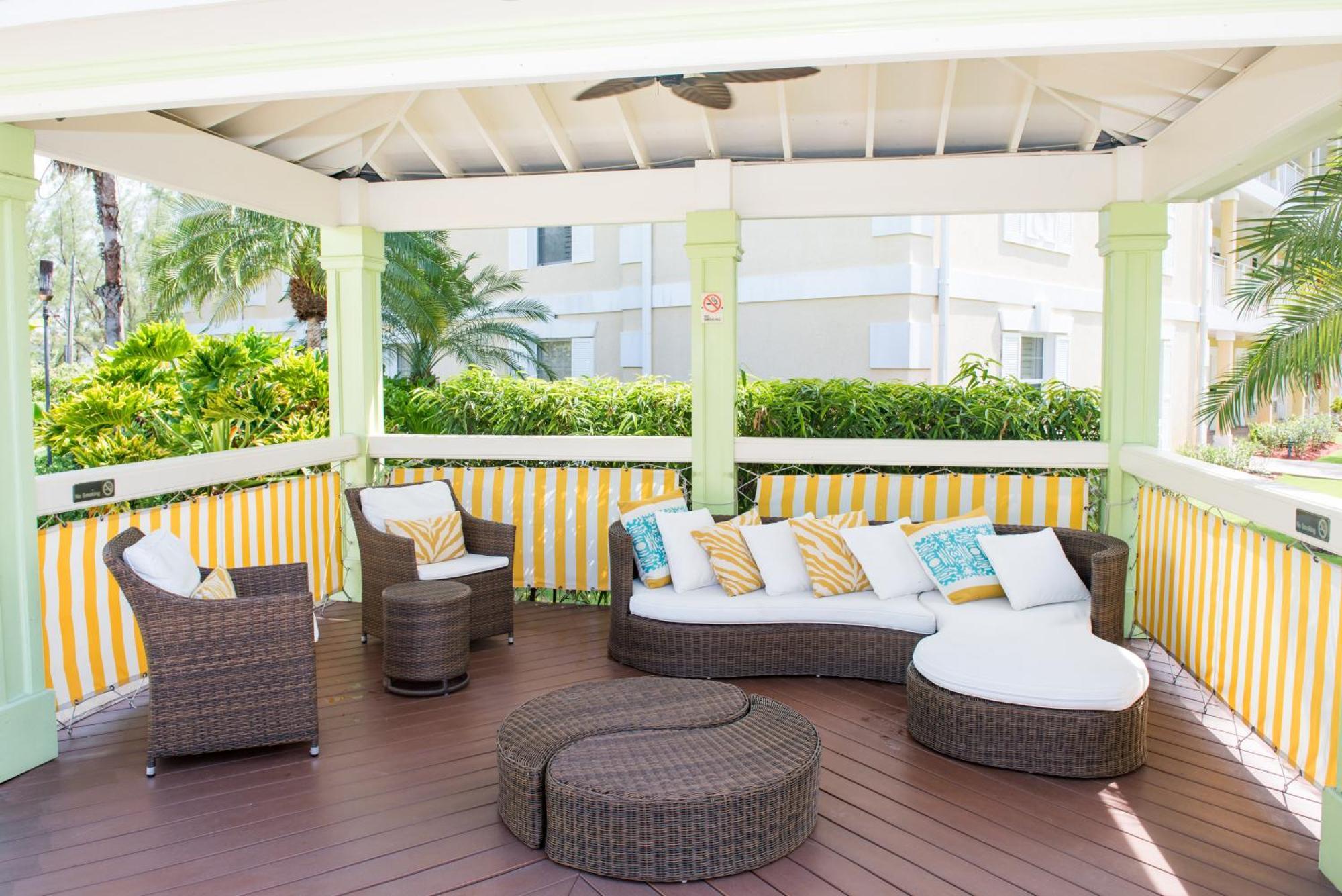 Sunshine Suites Resort West Bay Zewnętrze zdjęcie